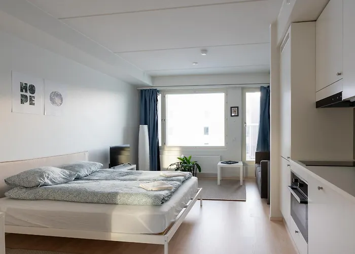 Easy Stay Rooms & Apartments Near Airport